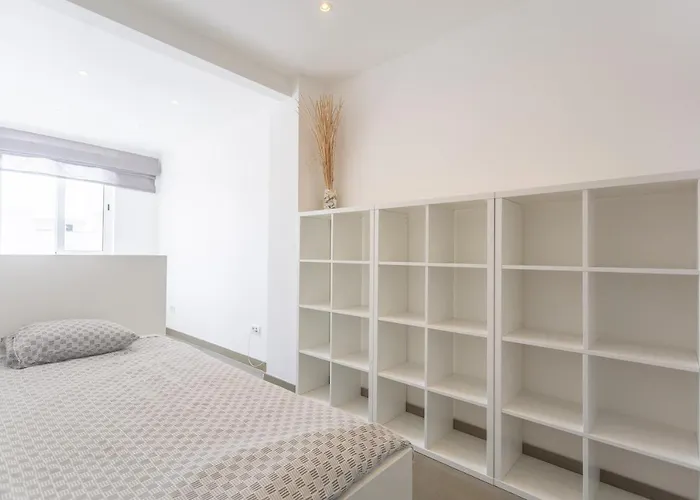 Modern 3 Bedroom Duplex Adeje Center Wifi Будинок відпочинку