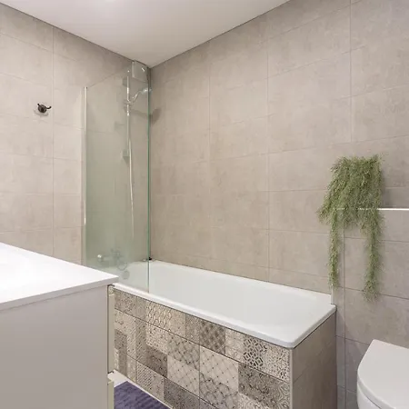 Modern 3 Bedroom Duplex Adeje Center Wifi * אדחה