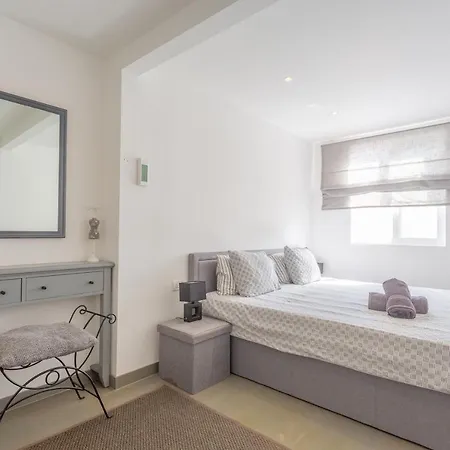 펜션 Modern 3 Bedroom Duplex Adeje Center *