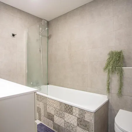בית נופש Modern 3 Bedroom Duplex Adeje Center Wifi אדחה