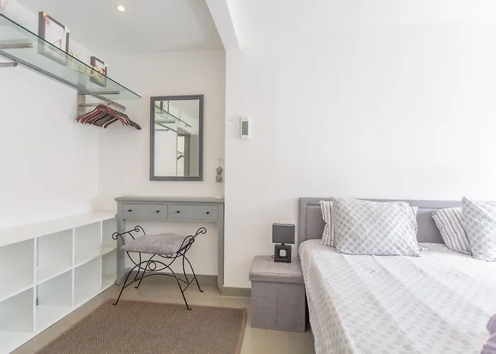 Modern 3 Bedroom Duplex Adeje Center Wifi