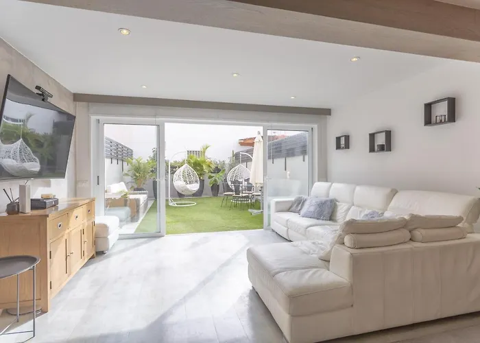 Modern 3 Bedroom Duplex Adeje Center Wifi * Costa Adeje (Tenerife)